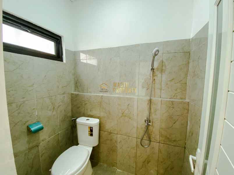 dijual rumah tamanmartani kec kalasan