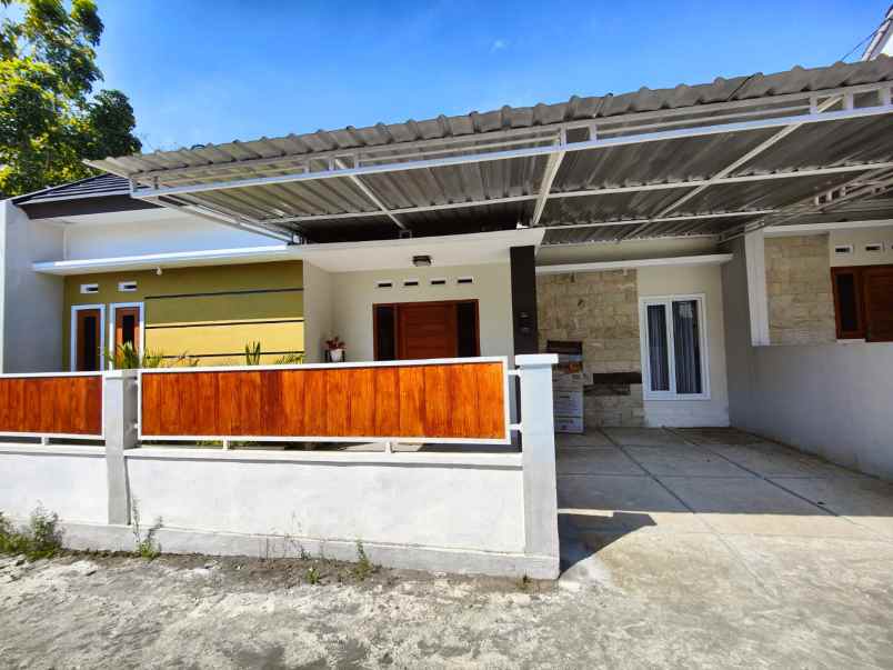 dijual rumah tamantirto