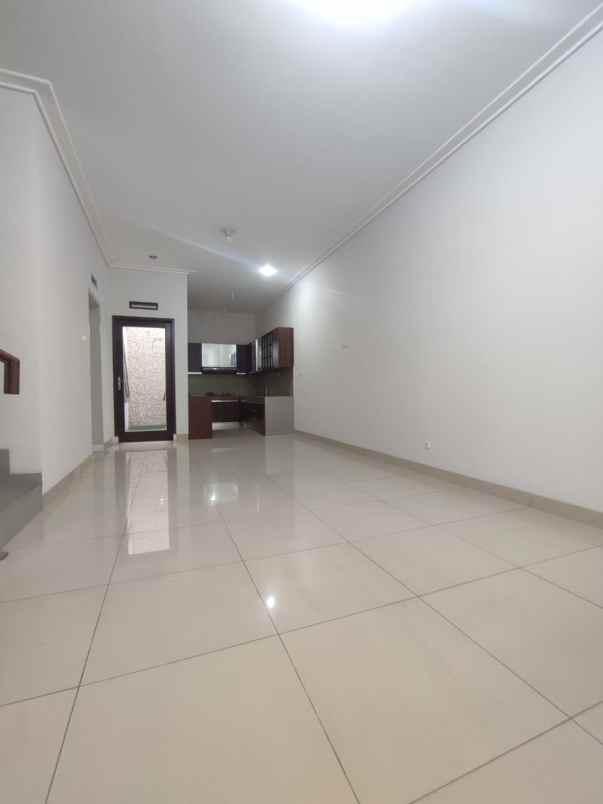 dijual rumah tanjungsari asri residence