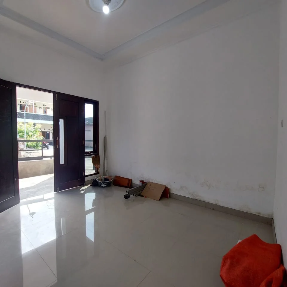 dijual rumah timur lotte mart maguwoharjo