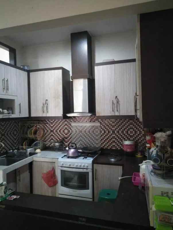 dijual rumah tinggal terawat di tebet