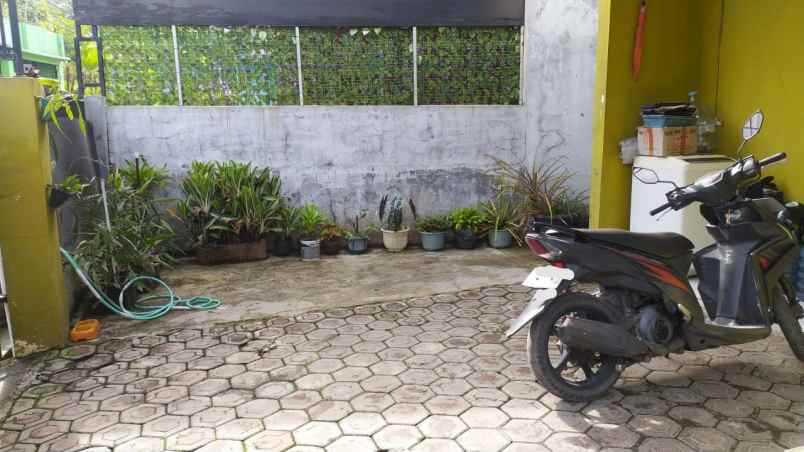 dijual rumah tipar silih asih