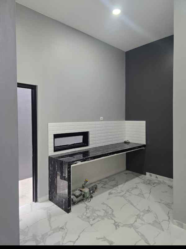 dijual rumah villa indah permai