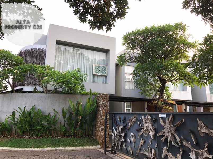 dijual rumah villasa townhouse setu