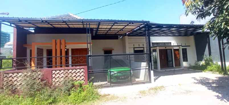 dijual rumah wanamukti