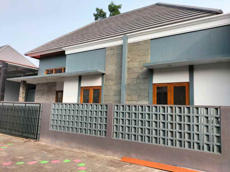 dijual rumah widodomartani ngemplak sleman