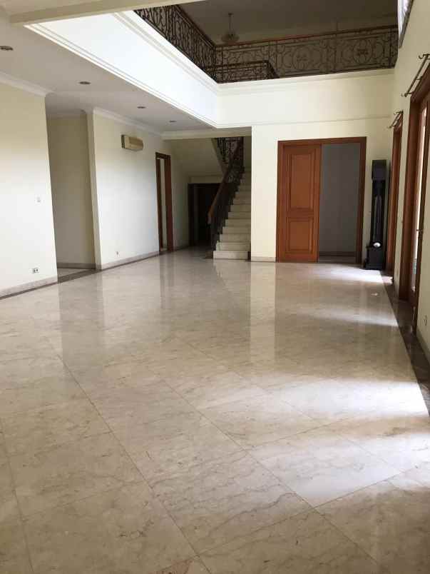 dijual rumah wijaya