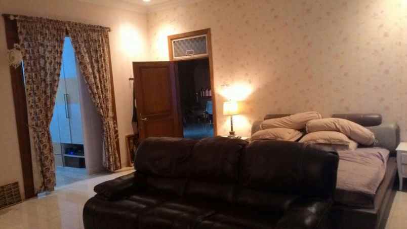 dijual rumah wijaya timur raya