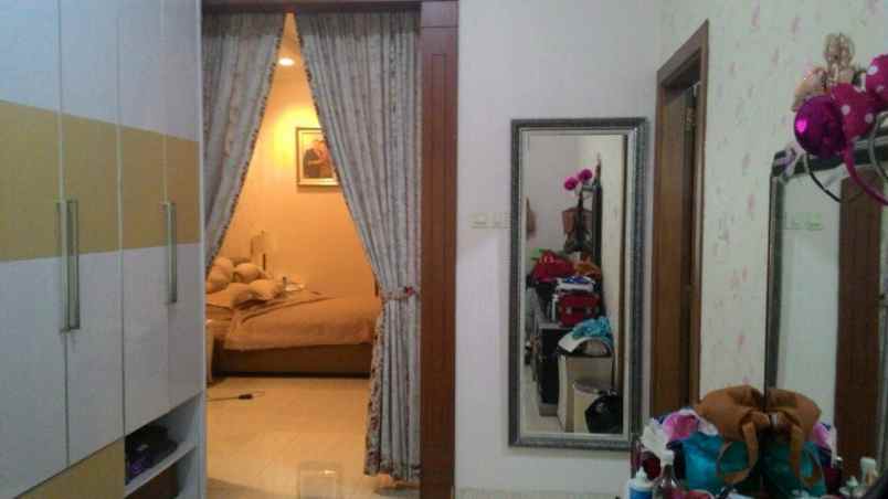 dijual rumah wijaya timur raya