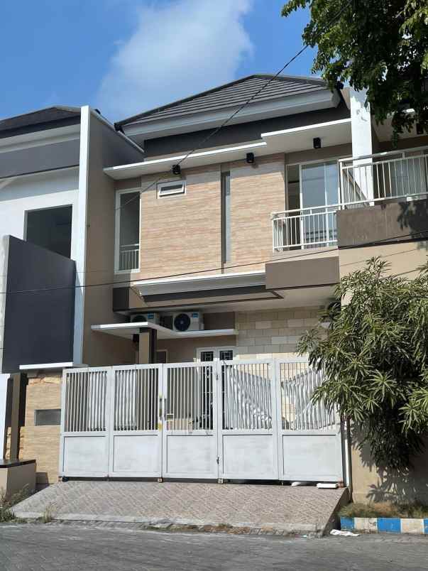 dijual rumah wisma permai