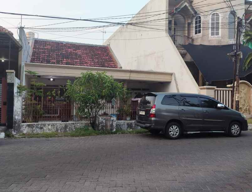 dijual rumah wisma permai