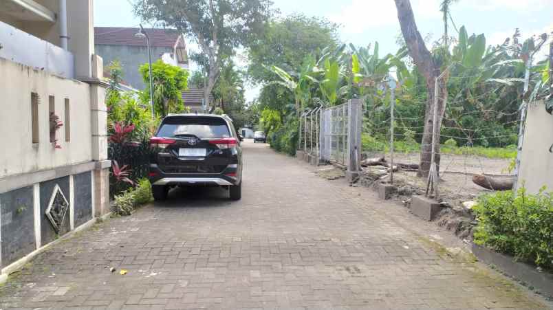 dijual tanah condongcatur kec depok