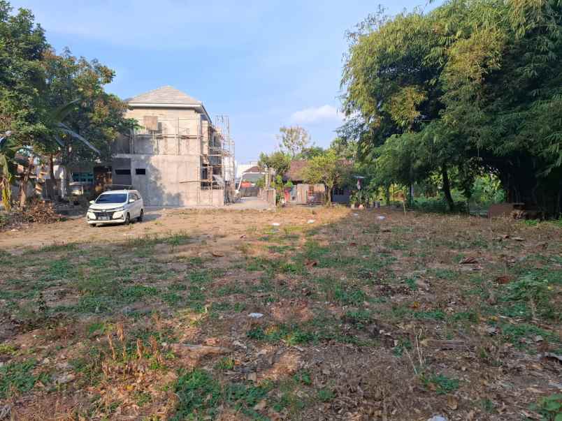 dijual tanah corongan maguwoharjo depok