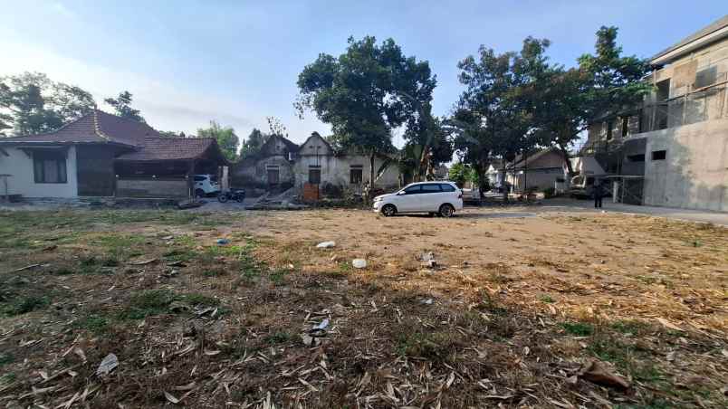 dijual tanah corongan maguwoharjo depok