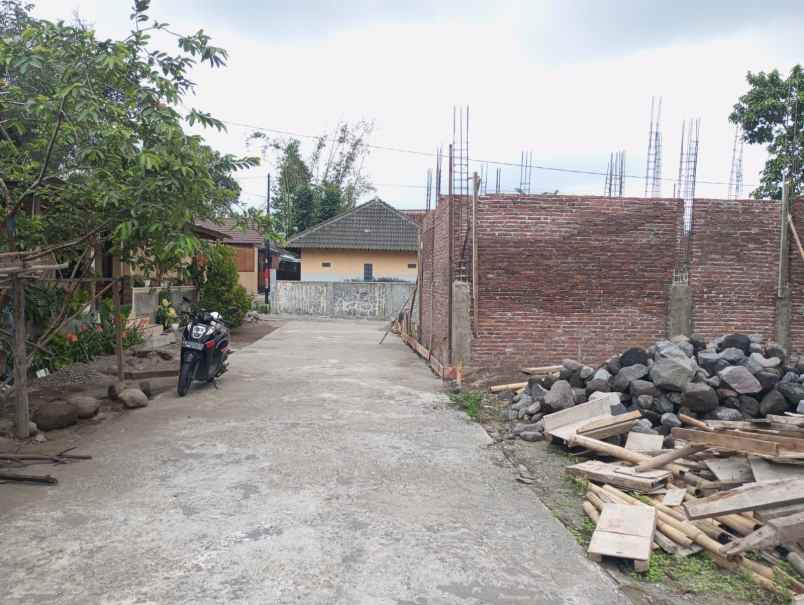 dijual tanah jalan kaliurang km 12