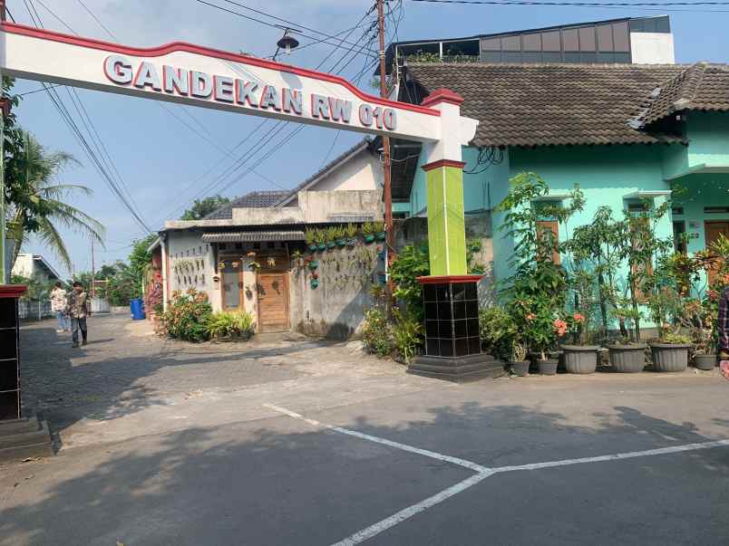 dijual tanah jalan kebonagung