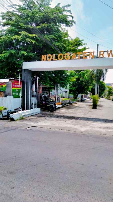 dijual tanah jl nologaten 238 240