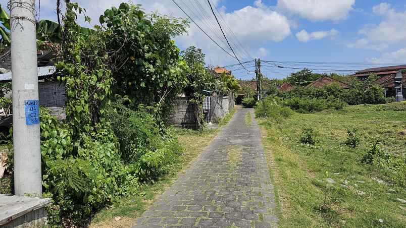 dijual tanah komersil lingkungan villa lokasi seminyak