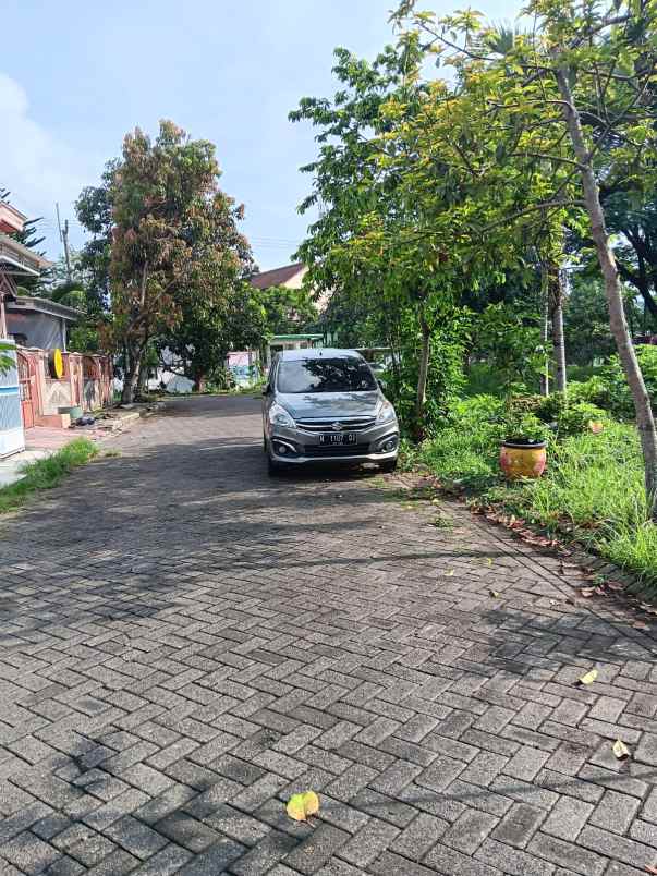 dijual tanah lokasi di pbi araya kota malang