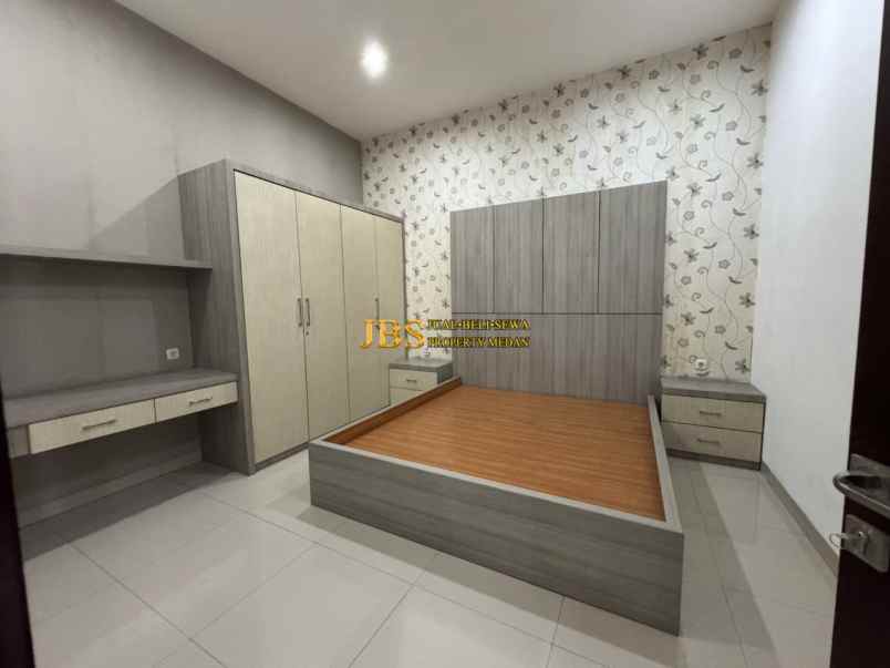 dijual villa komplek cemara asri jalan