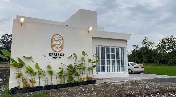 dijual villa maguwoharjo