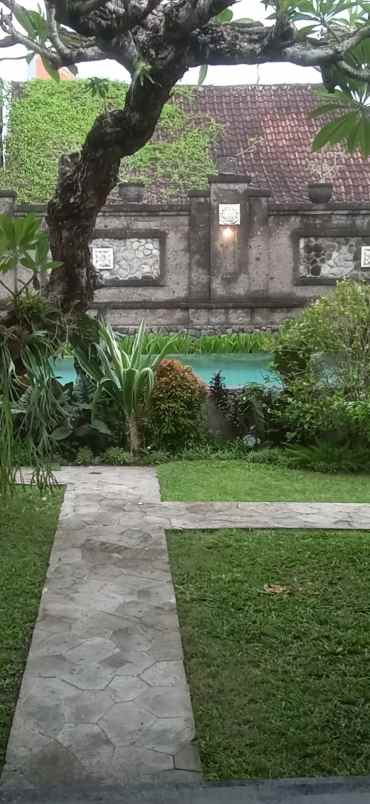 dijual villla style classic lokasi denpasar timur