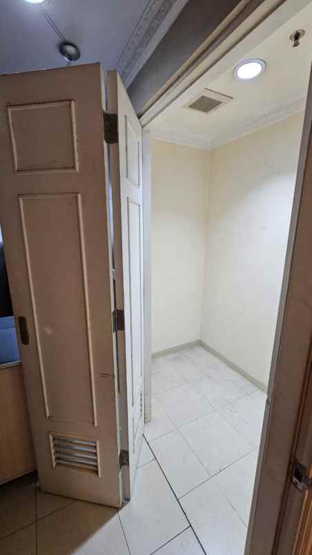 disewakan apartemen apt french walk moi kelapa