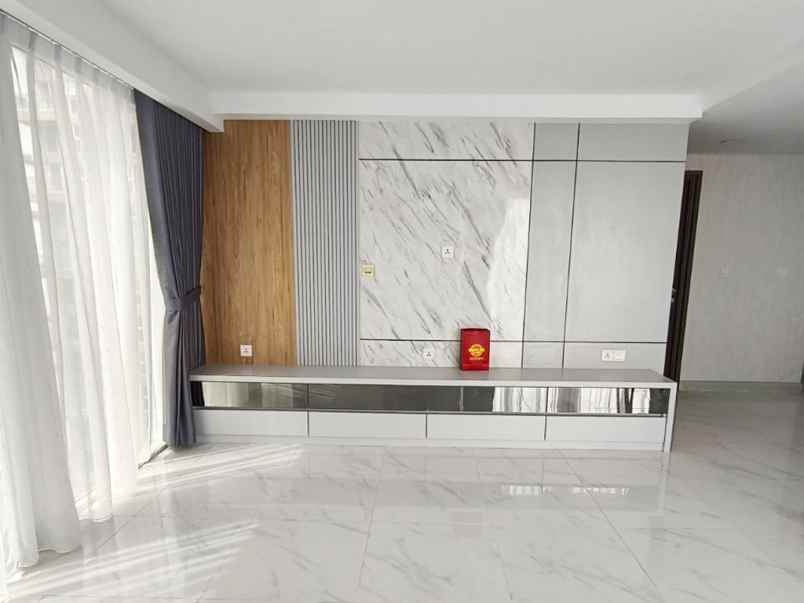 disewakan apartemen grand jati junction jalan