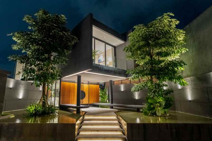 disewakan dijual villa mewah di pererenan badung bali