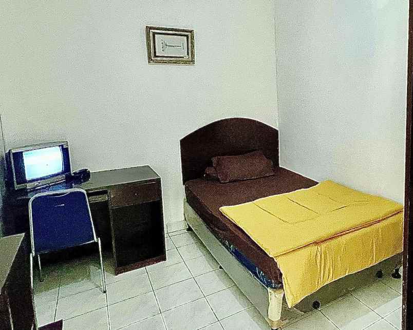 disewakan kost jl pavilion blok c4 no 7