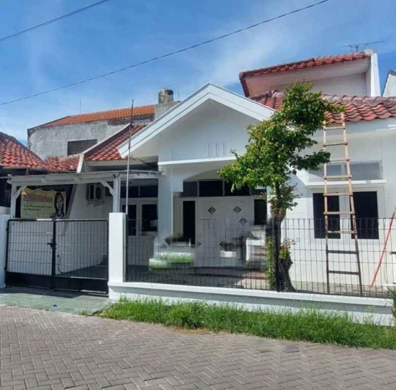 disewakan rumah mulyosari