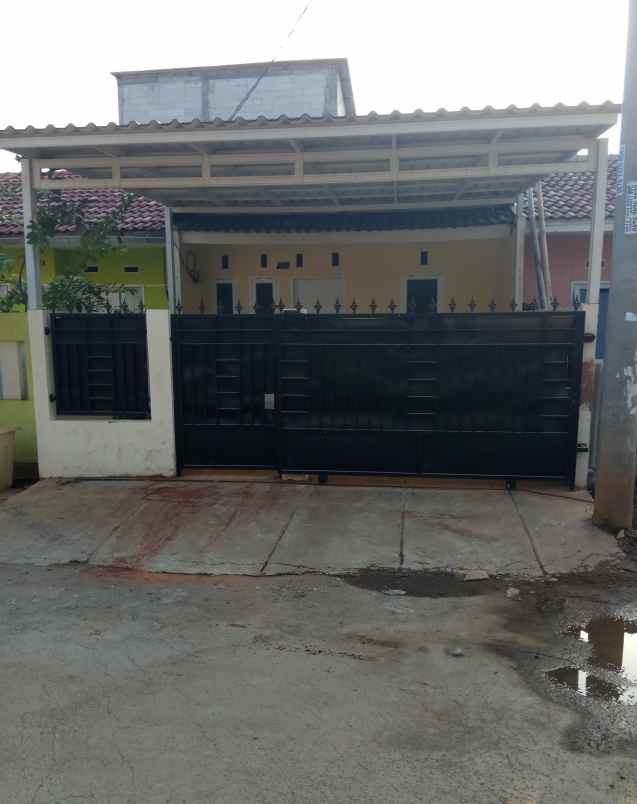 disewakan rumah perum wahana blok u1 no 23