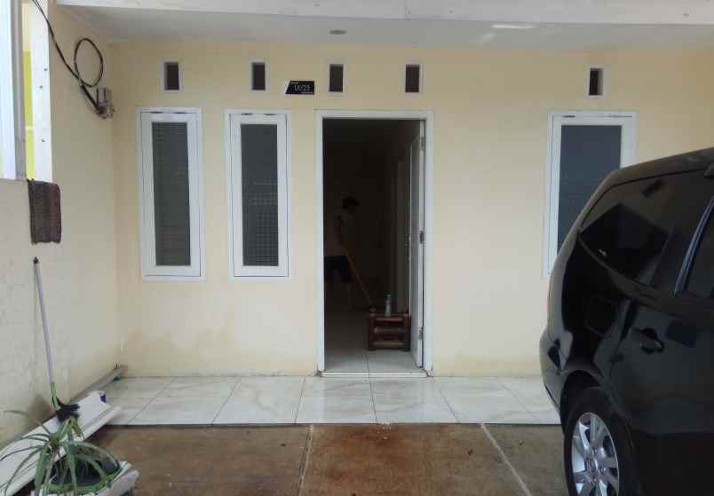 disewakan rumah perum wahana blok u1 no 23