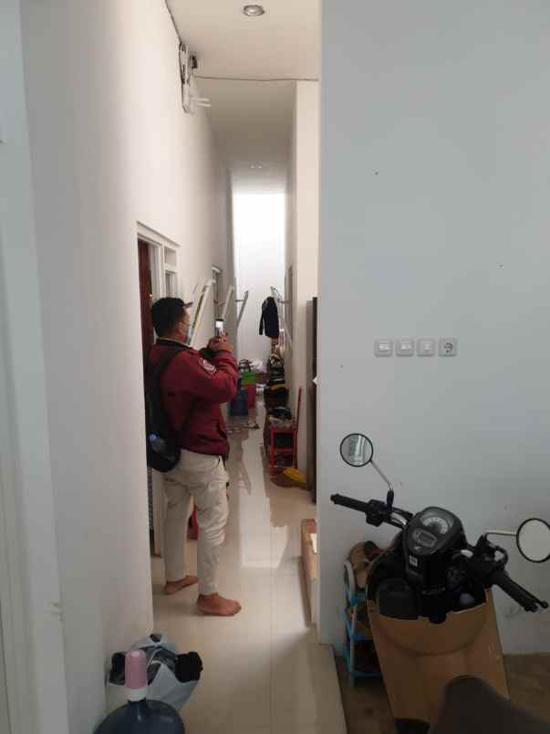 exclusive kost dijual full furnished 2 m