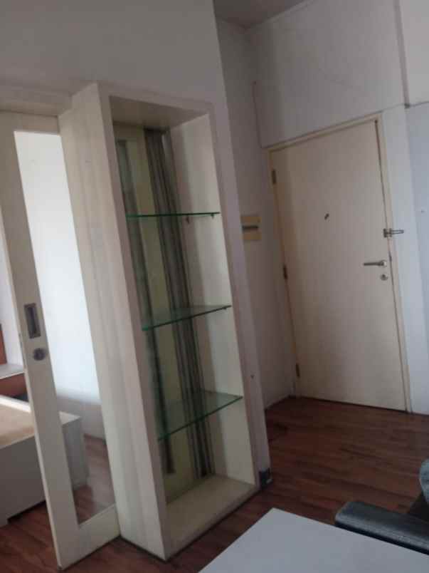 jual apartemen furnished season city jak bar