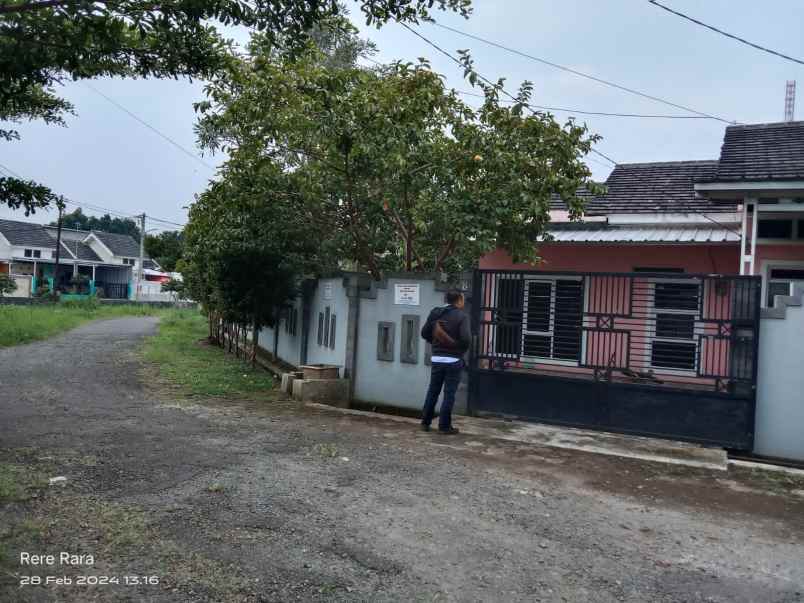 jual cepat posisi hook 270m2 dekat akses tol