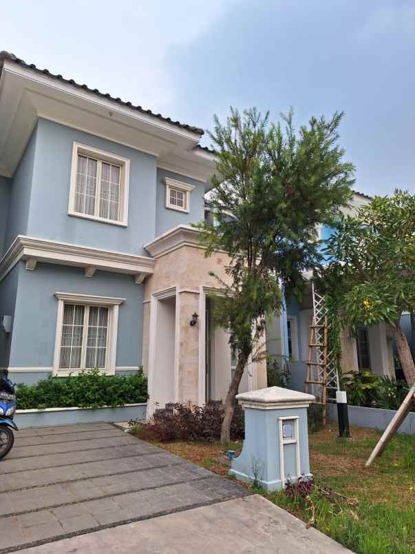 jual rumah di suvarna sutera cluster daru