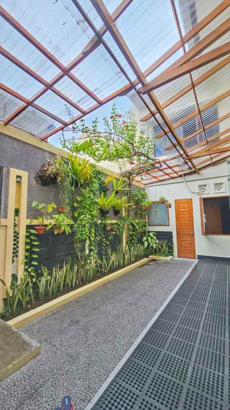 jual rumah mewah full furnished di denpasar selatan