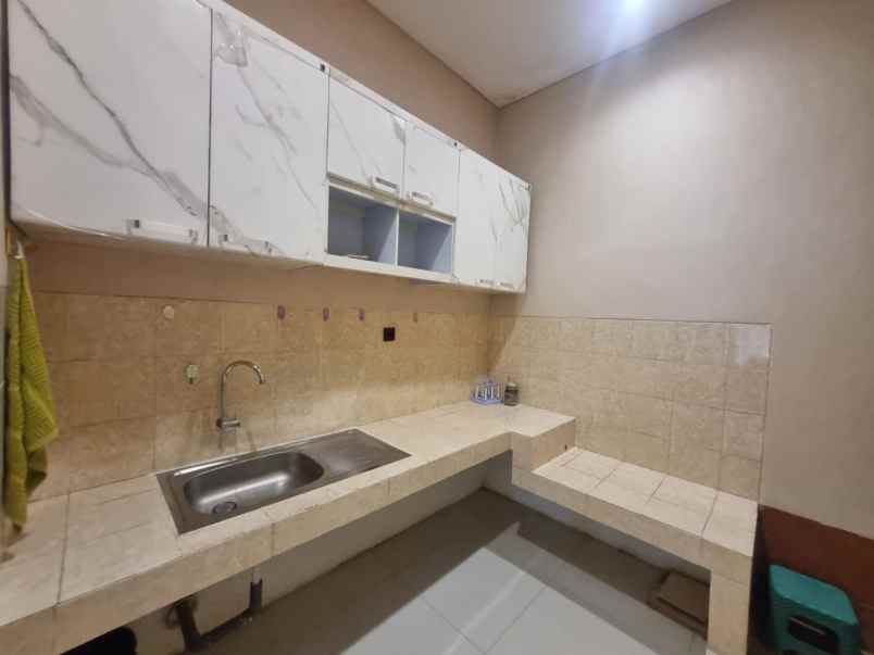 rumah 1man di pakuwon city puri asri sby