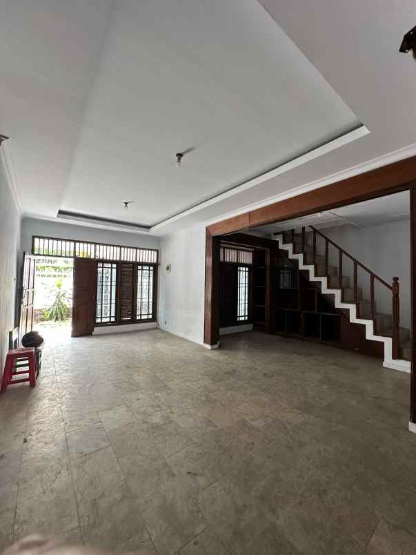 rumah 2 5 lantai di komplek bmkg pondok betung