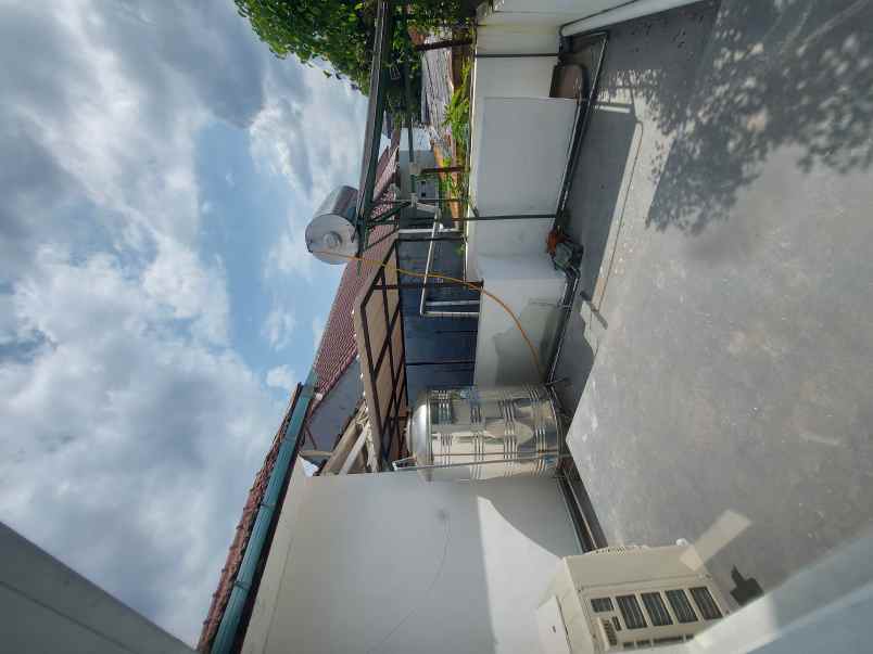 rumah 2 lantai siap huni di turangga buah batu bandung