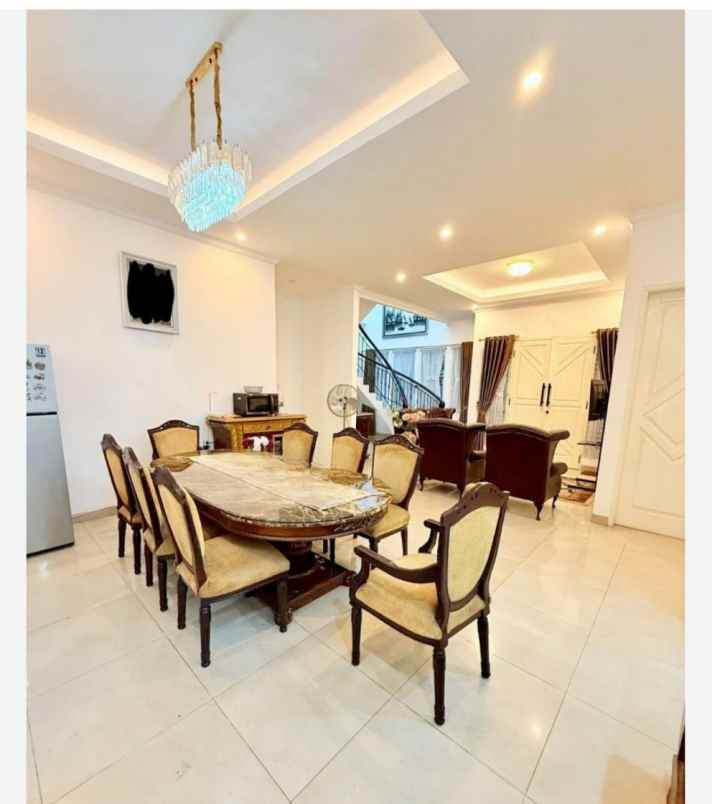 rumah bagus siap huni di grand galaxy bekasi selatan