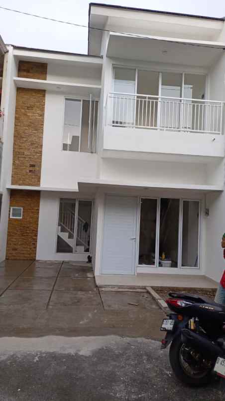 rumah baru green garden serpong 3