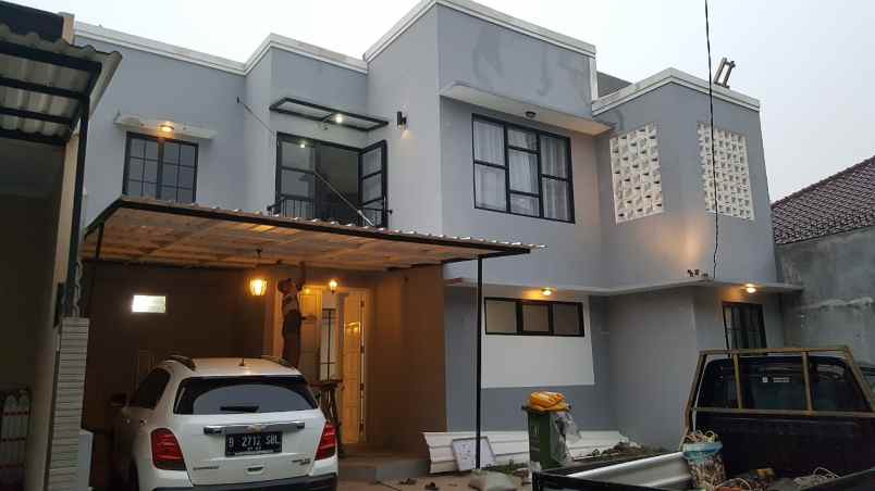 rumah baru minimalis cluster cirendeu tangsel rp2 m