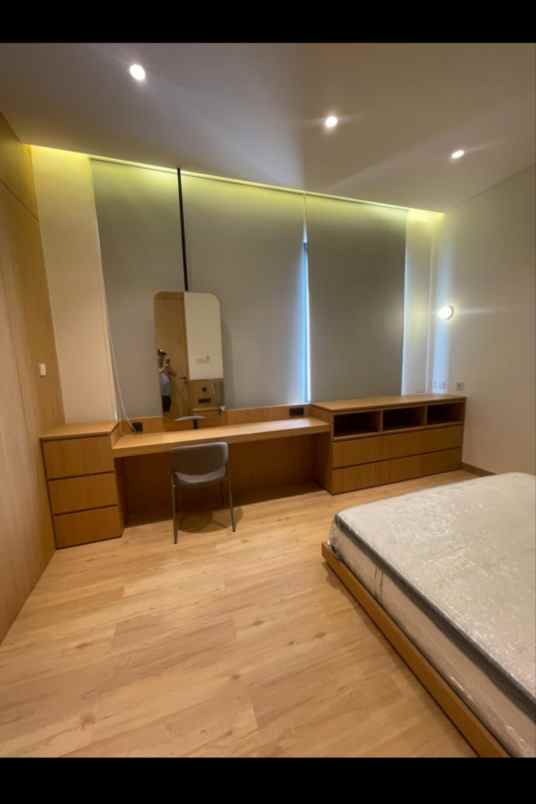 rumah baru modern dalam cluster di jatibening