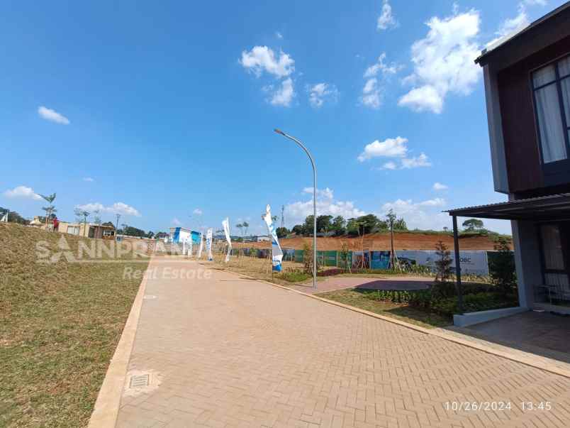 rumah cluster mewah di jalan utama sentul