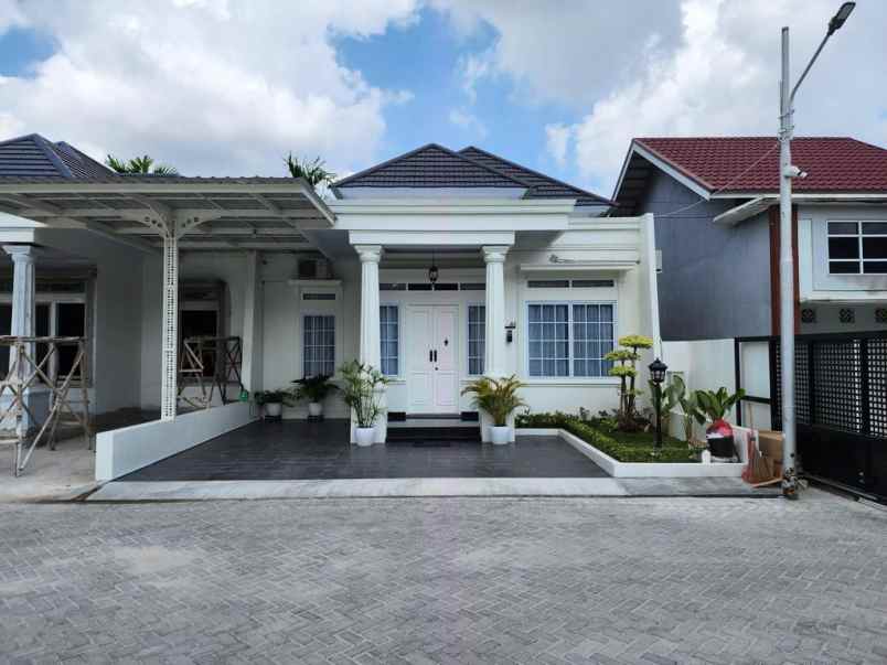 rumah cluster type 75 di jalan delima pekanbaru