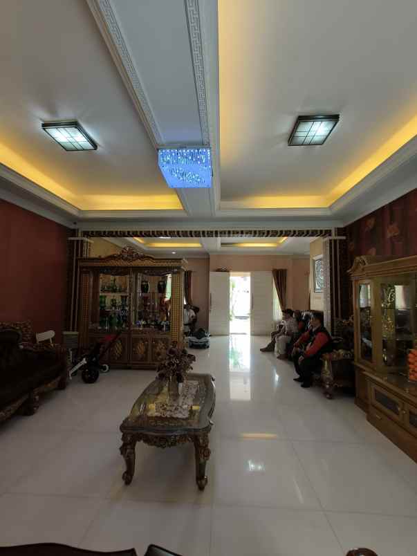 rumah dalam komplek di ujung menteng cakung jaktim