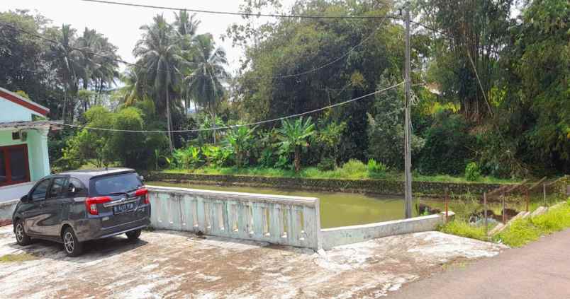 rumah dan kolam pemancingan ikan di ciranjang cianjur