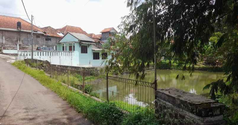 rumah dan kolam pemancingan ikan di ciranjang cianjur